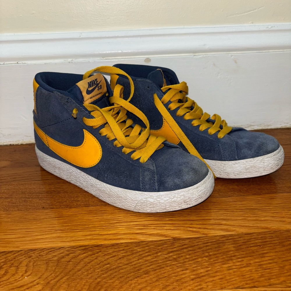 Kids Nike SB Blue and Yellow High-Top Sneakers
